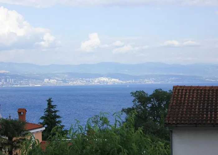 公寓 With A Parking Space Lovran, Opatija - 7802 洛夫兰