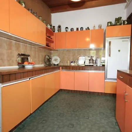 Apartamento With A Parking Space Lovran, Opatija - 7802 *