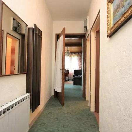 Apartamento With A Parking Space Lovran, Opatija - 7802 *